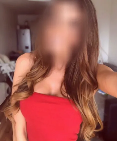 Fatma, 35