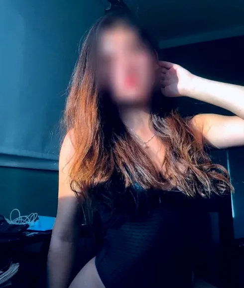 Luisa, 32
