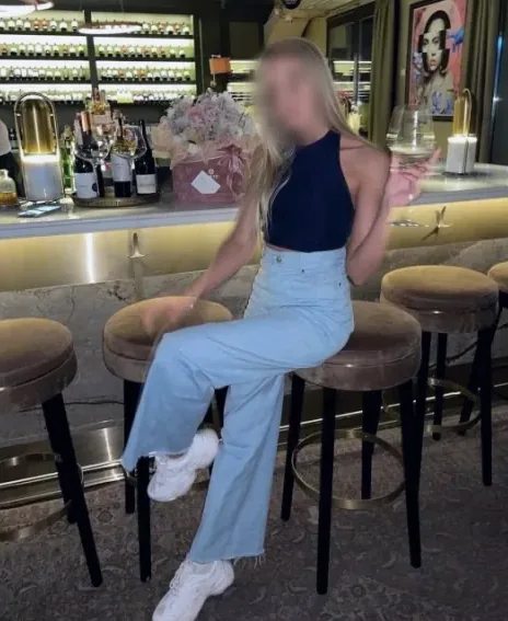 Miriam, 34