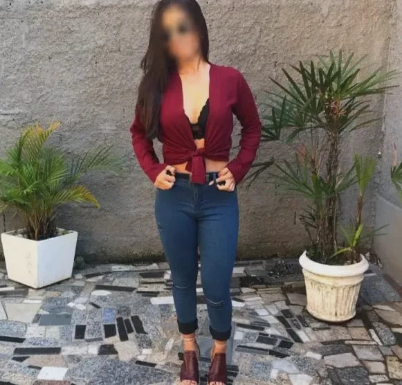 Miriam, 34
