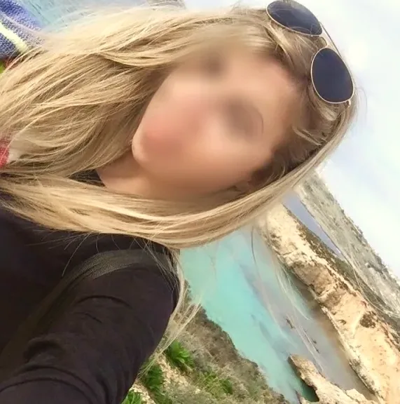 Rebecca, 34
