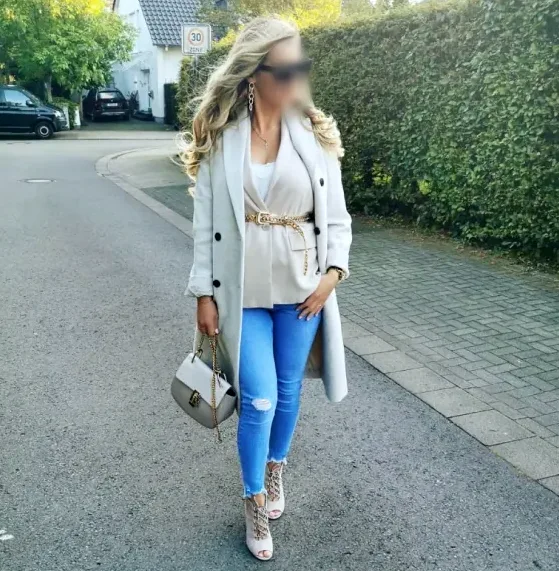 Svenja, 34